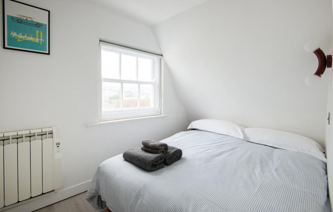 Central One-Bedroom, 99 Steps To The Sea Brighton Bagian luar foto