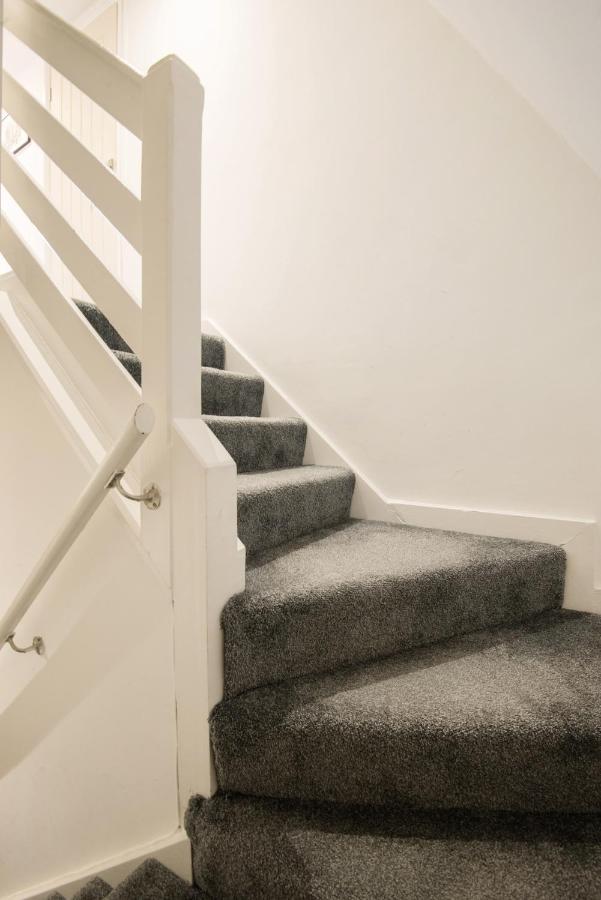 Central One-Bedroom, 99 Steps To The Sea Brighton Bagian luar foto